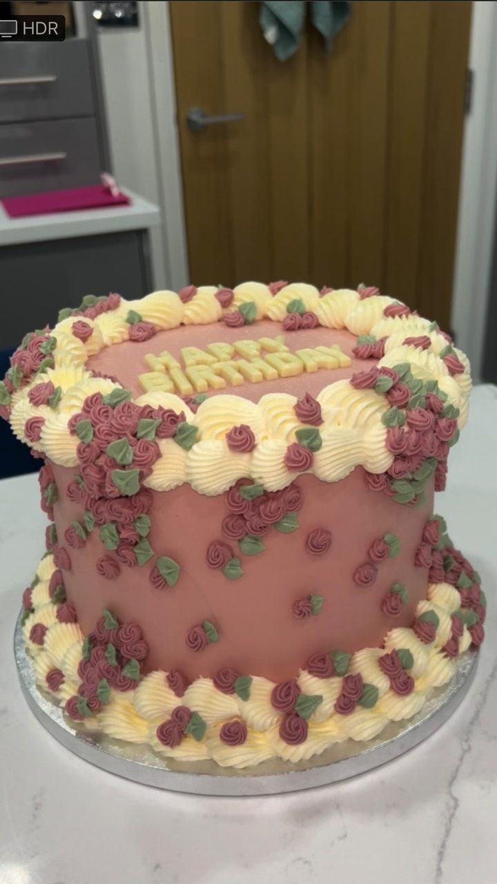 Raspberry pink floral cake